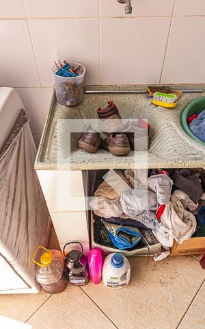 Casa de condomínio à venda com 160m², 2 quartos e 2 vagasArea de serviço 