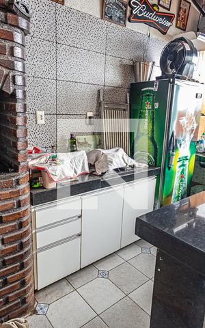 Casa de condomínio à venda com 160m², 2 quartos e 2 vagasArea gourmet