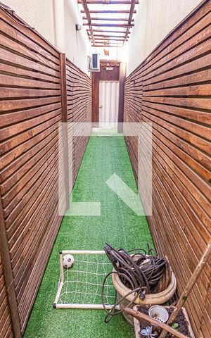 Casa de condomínio à venda com 160m², 2 quartos e 2 vagasArea de serviço 