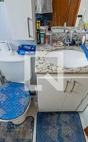 Casa de condomínio à venda com 160m², 2 quartos e 2 vagasBanheiro