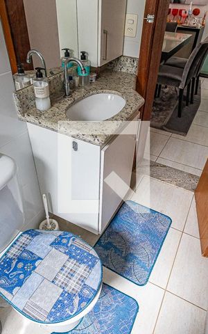 Casa de condomínio à venda com 160m², 2 quartos e 2 vagasBanheiro