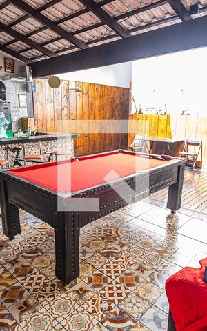 Casa de condomínio à venda com 160m², 2 quartos e 2 vagasArea gourmet
