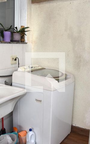 Casa de condomínio à venda com 117m², 3 quartos e 2 vagasÁrea de Serviço