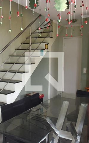 Casa de condomínio à venda com 117m², 3 quartos e 2 vagasSala 2