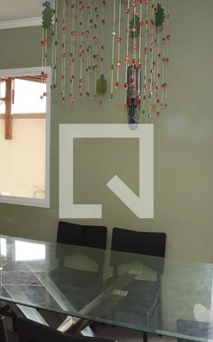 Casa de condomínio à venda com 117m², 3 quartos e 2 vagasSala 2