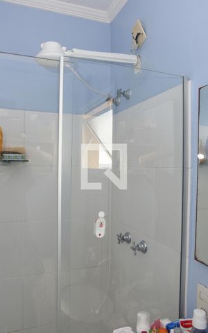 Casa de condomínio à venda com 117m², 3 quartos e 2 vagasBanheiro