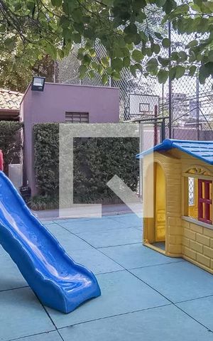 Apartamento para alugar com 49m², 2 quartos e 1 vaga Apartamento para alugar com 49m², 2 quartos e 1 vagaÁrea comum - Playground