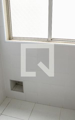 Apartamento para alugar com 49m², 2 quartos e 1 vaga Apartamento para alugar com 49m², 2 quartos e 1 vagaCozinha e Área de Serviço