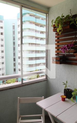 Apartamento à venda com 77m², 2 quartos e 1 vagaVaranda da sala
