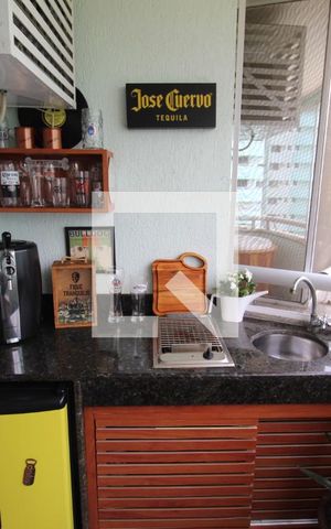 Apartamento à venda com 77m², 2 quartos e 1 vagaVaranda da sala
