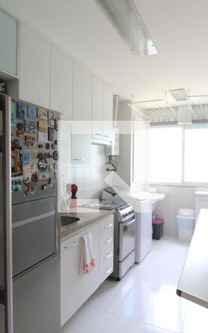 Apartamento à venda com 77m², 2 quartos e 1 vagaCozinha