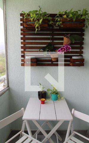 Apartamento à venda com 77m², 2 quartos e 1 vagaVaranda da sala