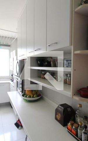 Apartamento à venda com 77m², 2 quartos e 1 vagaCozinha