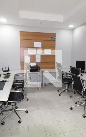 Apartamento à venda com 77m², 2 quartos e 1 vagaOffice