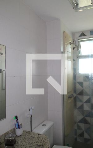 Apartamento à venda com 77m², 2 quartos e 1 vagaBanheiro da suíte 2