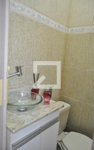 Apartamento para alugar com 81m², 2 quartos e sem vagaBanheiro