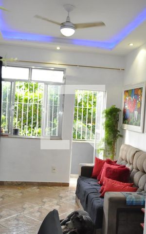 Apartamento para alugar com 81m², 2 quartos e sem vagaSala