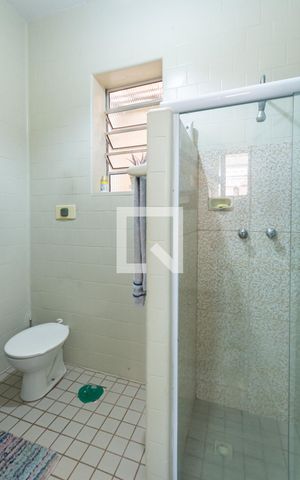 Casa à venda com 250m², 4 quartos e 2 vagasBanheiro primeiro andar