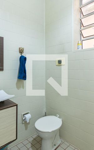 Casa à venda com 250m², 4 quartos e 2 vagasBanheiro primeiro andar