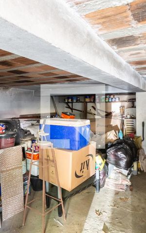 Casa à venda com 250m², 4 quartos e 2 vagasGaragem