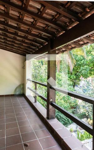 Casa à venda com 250m², 4 quartos e 2 vagasVaranda Quarto 3