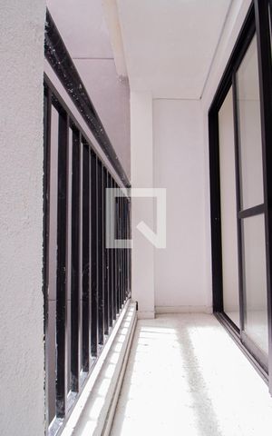 Studio para alugar com 27m², 1 quarto e sem vaga Studio para alugar com 27m², 1 quarto e sem vagaVaranda