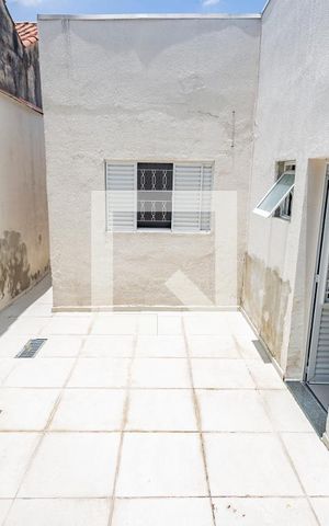 Casa para alugar com 80m², 2 quartos e 1 vaga Casa para alugar com 80m², 2 quartos e 1 vagaQuintal