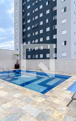 Apartamento à venda com 34m², 1 quarto e sem vagaÁrea comum - Piscina