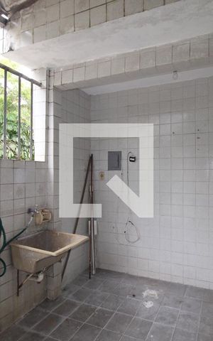Casa à venda com 150m², 3 quartos e 2 vagasVaranda/área externa