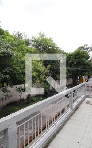 Casa à venda com 150m², 3 quartos e 2 vagasVaranda/área externa