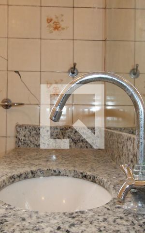 Casa à venda com 150m², 3 quartos e 2 vagasBanheiro da Suíte 2