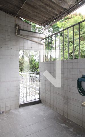 Casa à venda com 150m², 3 quartos e 2 vagasÁrea de Serviço