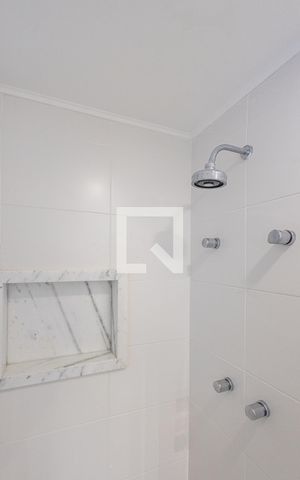Apartamento para alugar com 87m², 2 quartos e 2 vagasBanheiro da Suíte