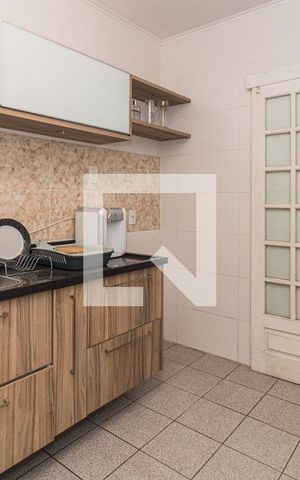 Casa à venda com 174m², 4 quartos e 2 vagasCozinha e Área de Serviço