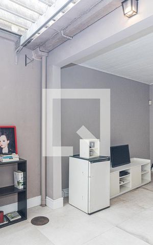 Casa à venda com 174m², 4 quartos e 2 vagasSala