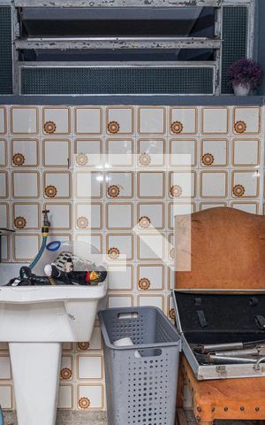 Casa à venda com 174m², 4 quartos e 2 vagasCozinha e Área de Serviço
