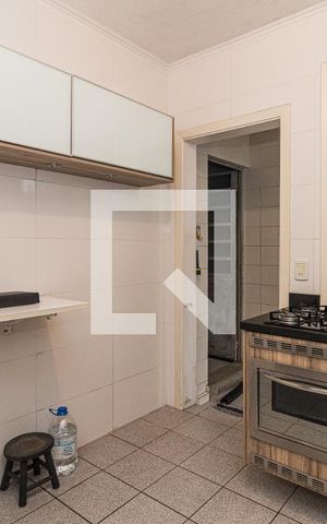 Casa à venda com 174m², 4 quartos e 2 vagasCozinha e Área de Serviço