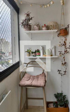 Apartamento à venda com 56m², 2 quartos e 1 vaga Apartamento à venda com 56m², 2 quartos e 1 vagaSacada