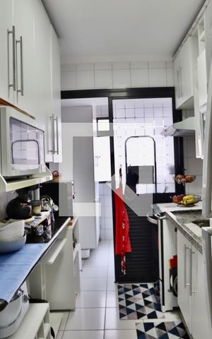 Apartamento à venda com 56m², 2 quartos e 1 vaga Apartamento à venda com 56m², 2 quartos e 1 vagaCozinha