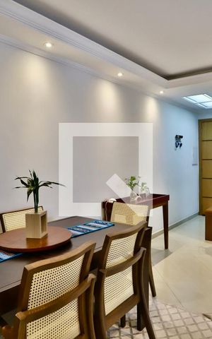 Apartamento à venda com 56m², 2 quartos e 1 vaga Apartamento à venda com 56m², 2 quartos e 1 vagaSala de Jantar