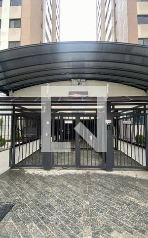 Apartamento à venda com 56m², 2 quartos e 1 vaga Apartamento à venda com 56m², 2 quartos e 1 vagaFachada