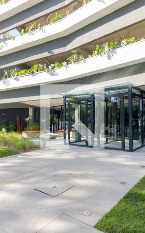 Studio à venda com 32m², 1 quarto e sem vaga Studio à venda com 32m², 1 quarto e sem vagaFachada e portaria
