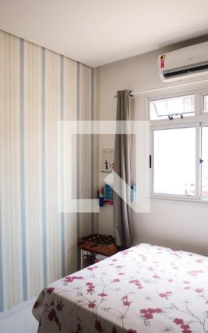 Casa à venda com 180m², 3 quartos e 5 vagas Casa à venda com 180m², 3 quartos e 5 vagasQuarto 2