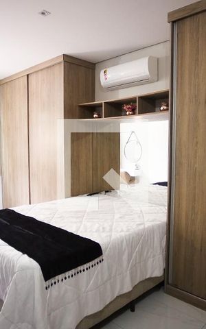 Casa à venda com 180m², 3 quartos e 5 vagas Casa à venda com 180m², 3 quartos e 5 vagasQuarto 1