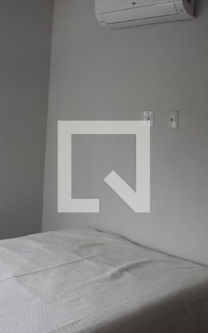 Apartamento para alugar com 77m², 3 quartos e 2 vagasQuarto