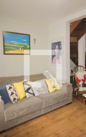 Casa à venda com 80m², 2 quartos e 1 vagaSala