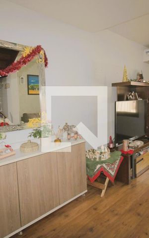 Casa à venda com 80m², 2 quartos e 1 vagaSala