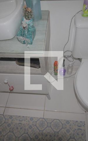 Casa à venda com 80m², 2 quartos e 1 vagaBanheiro