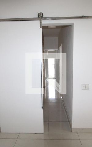 Apartamento para alugar com 78m², 3 quartos e 1 vagaCorredor