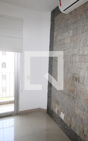 Apartamento para alugar com 78m², 3 quartos e 1 vagaSuite